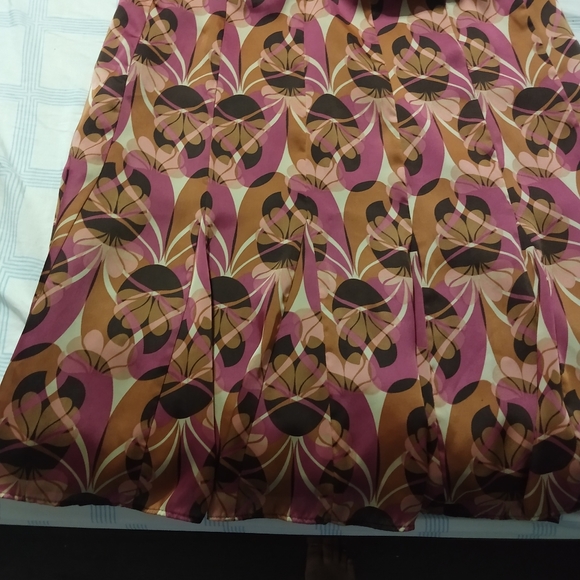 Jupe Professionnelle Axcess Taille 10 – Motif Floral – Doublée – Midi